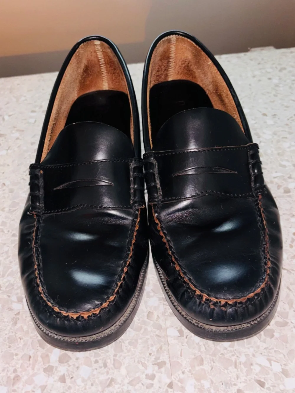 Bass Leather black Penny Loafers Men’s 9.5M Very Nice!